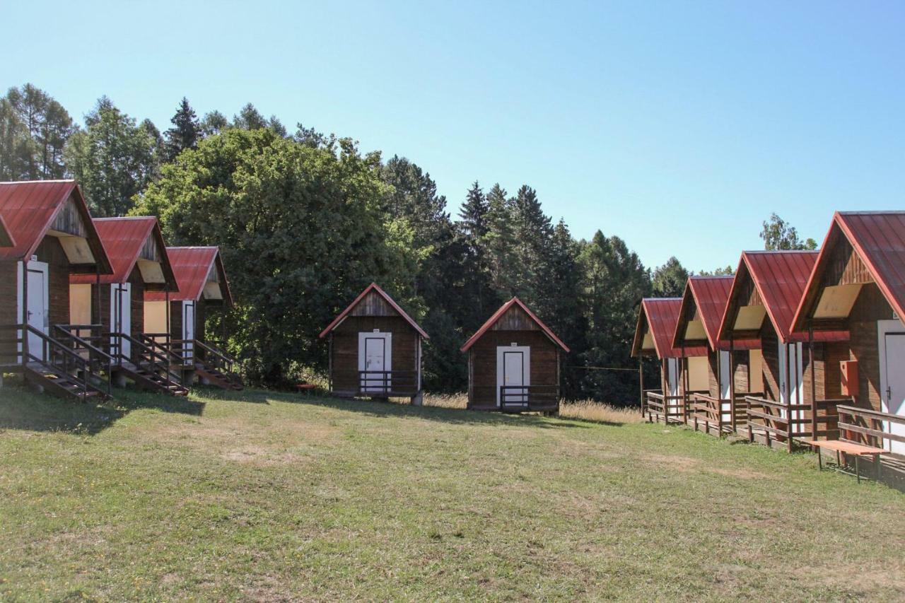 Camping V Raji - Palda Rovensko pod Troskami Екстериор снимка
